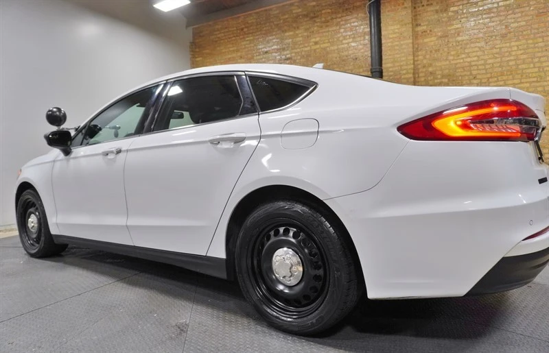 2020 Ford Fusion 2nd Gen - Image 18 of 21