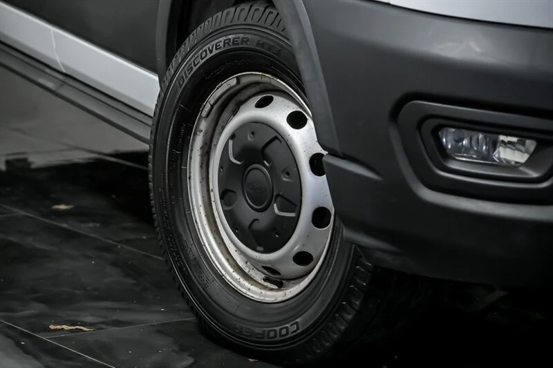 2020 Ford Transit - Image 3 of 28