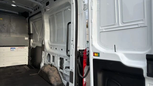 2020 Ford Transit - Image 17 of 29