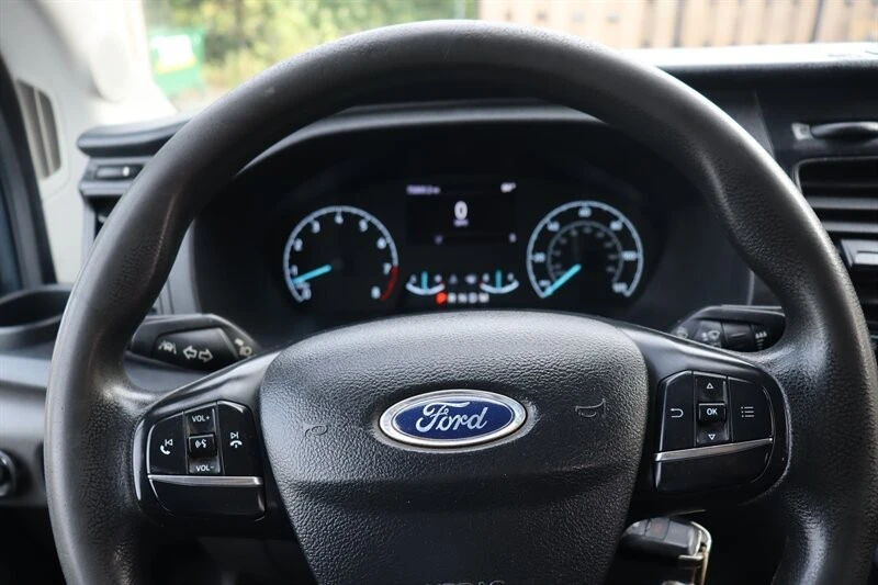 2020 Ford Transit - Image 14 of 28