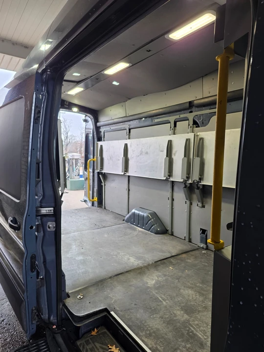 2020 Ford Transit - Image 8 of 9