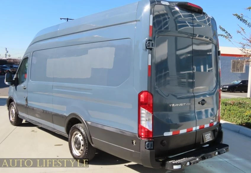 2020 Ford Transit - Image 9 of 21