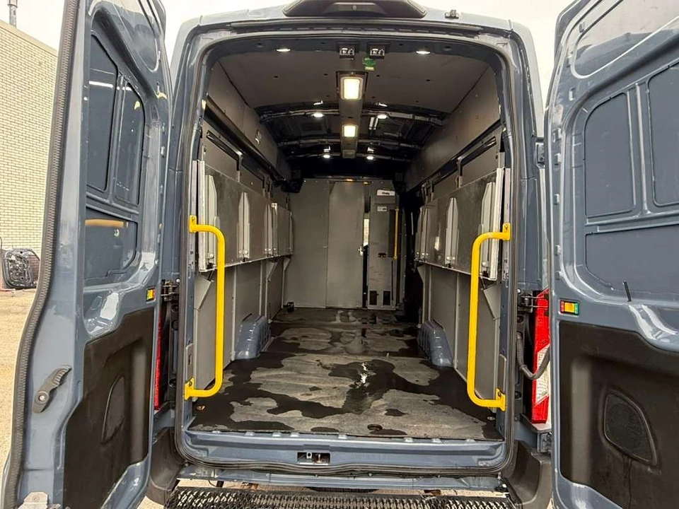 2020 Ford Transit - Image 24 of 29