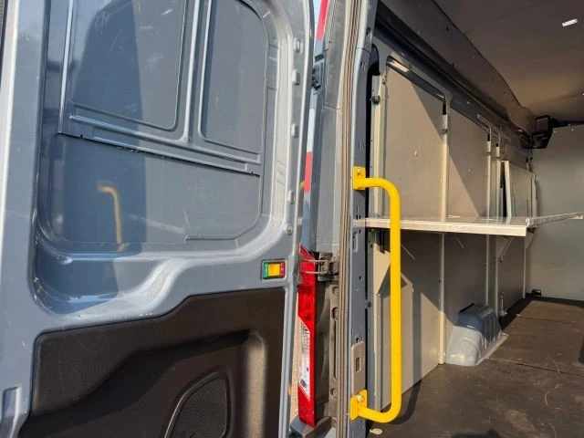 2020 Ford Transit - Image 21 of 31