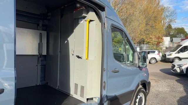 2020 Ford Transit - Image 24 of 31