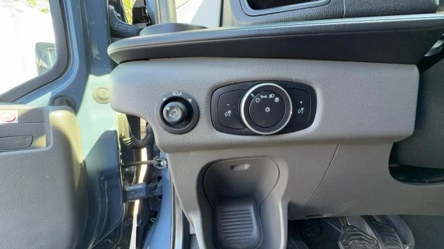 2020 Ford Transit - Image 17 of 28