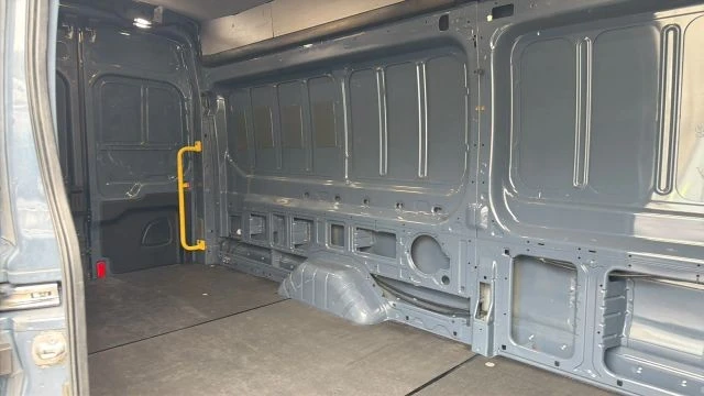2020 Ford Transit - Image 25 of 30
