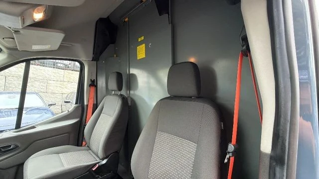 2020 Ford Transit - Image 17 of 30