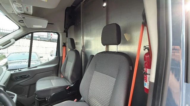 2020 Ford Transit - Image 17 of 30