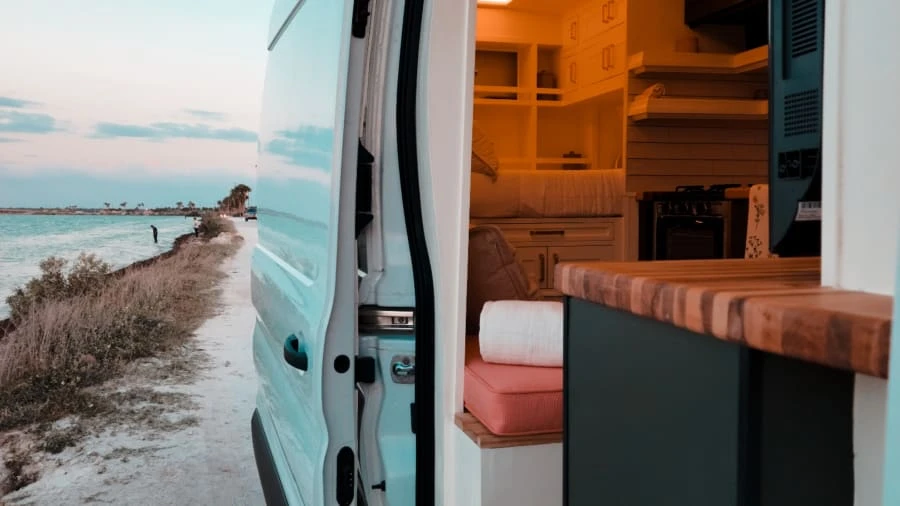 2020 Ford Transit - Image 4 of 31