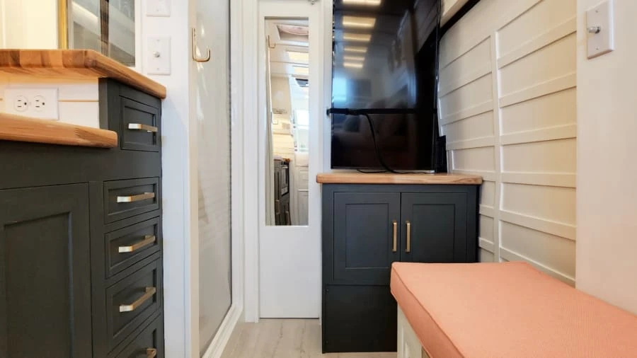 2020 Ford Transit - Image 18 of 31