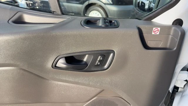 2020 Ford Transit - Image 16 of 31