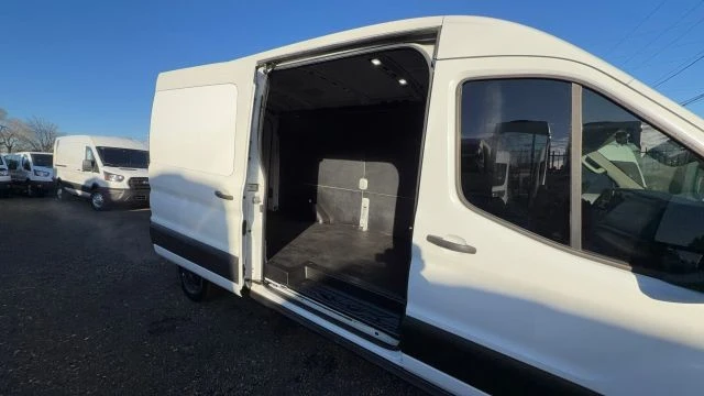 2020 Ford Transit - Image 17 of 22