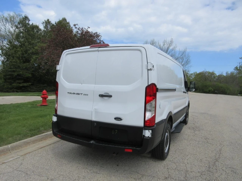 2020 Ford Transit - Image 9 of 31