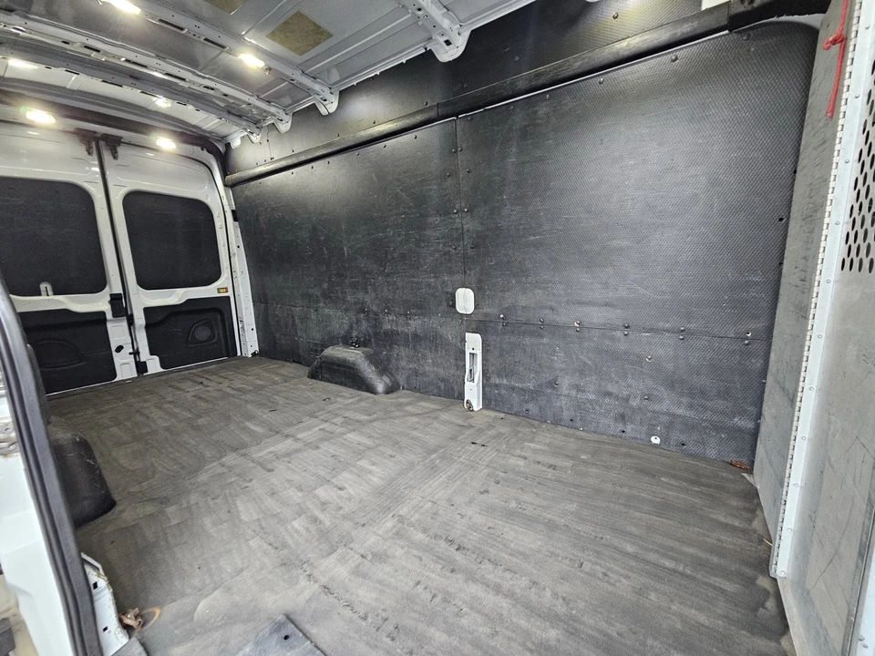 2020 Ford Transit - Image 31 of 31