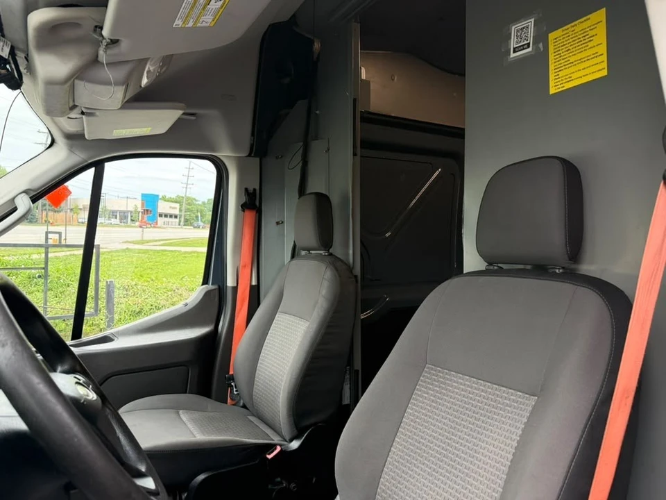 2020 Ford Transit - Image 17 of 31