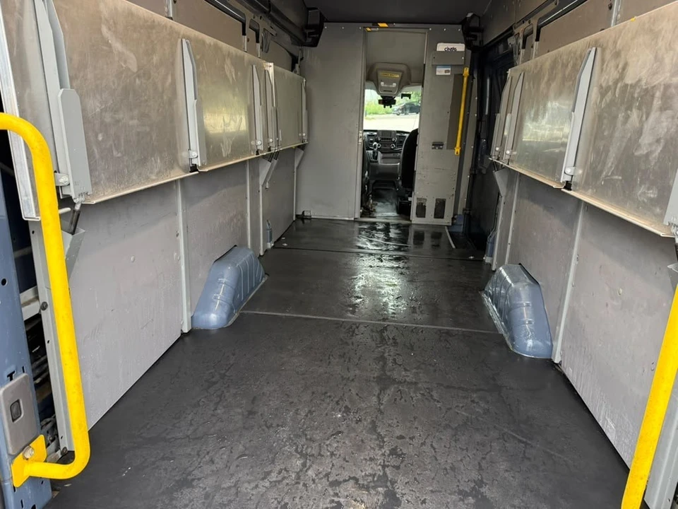 2020 Ford Transit - Image 25 of 31