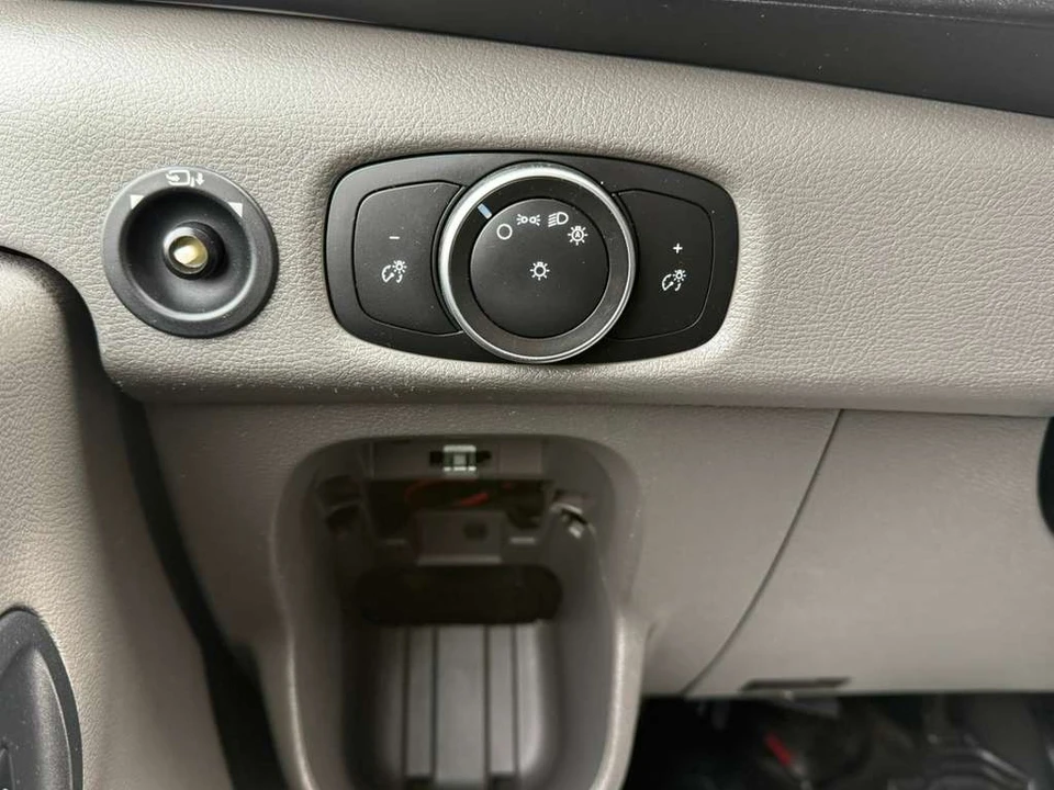 2020 Ford Transit - Image 10 of 30