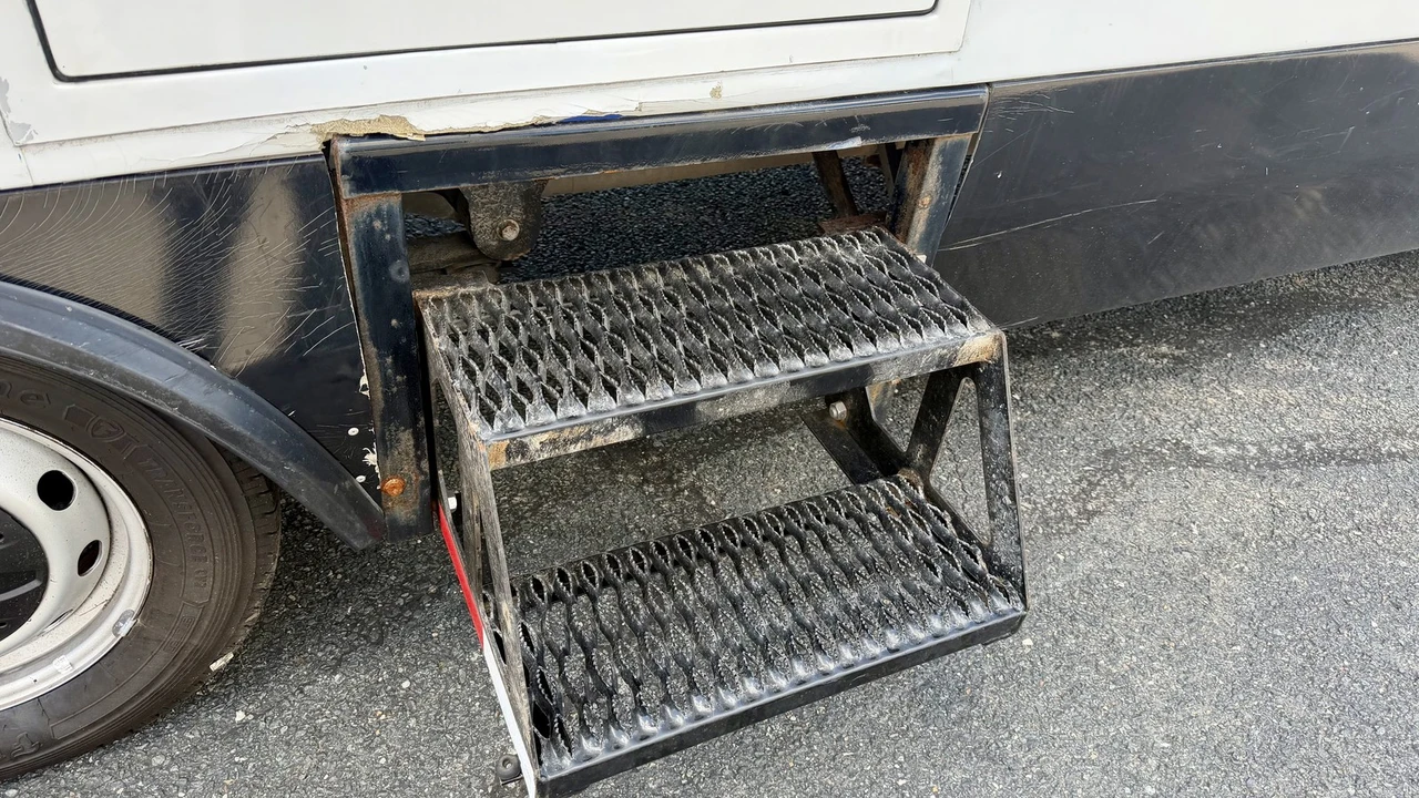2020 Ford Transit - Image 16 of 27