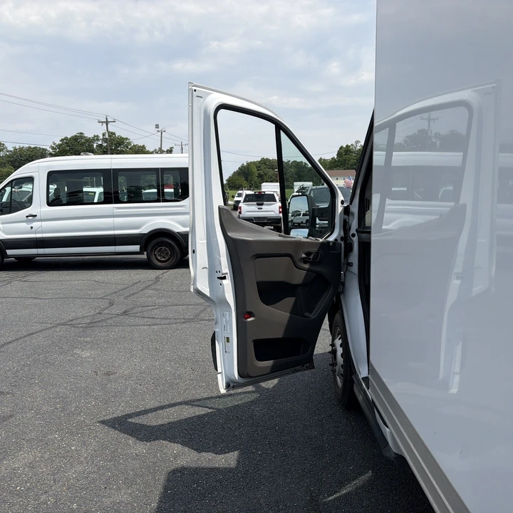 2020 Ford Transit - Image 16 of 26