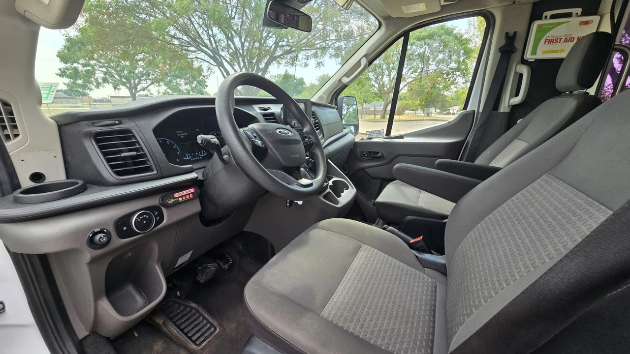 2020 Ford Transit - Image 24 of 31