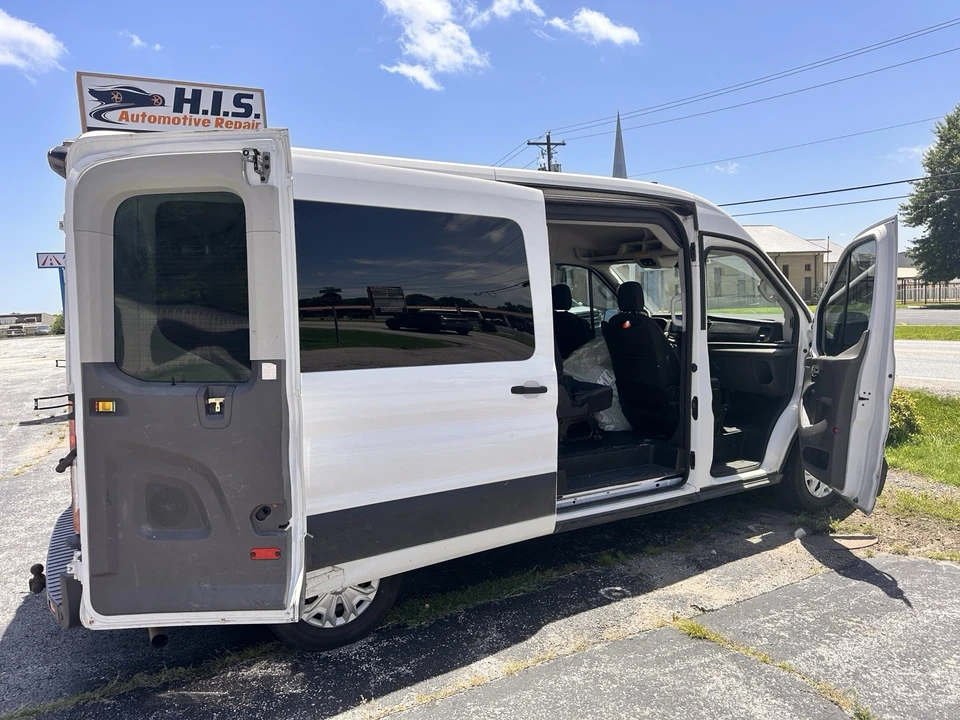 2020 Ford Transit - Image 17 of 18