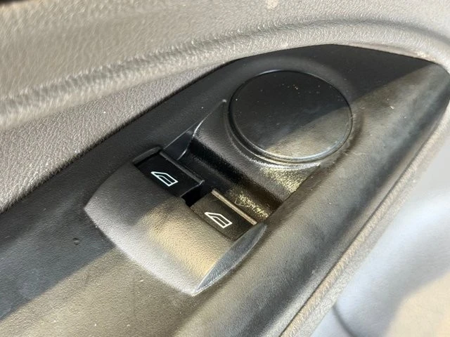 2020 Ford Transit Connect - Image 19 of 31