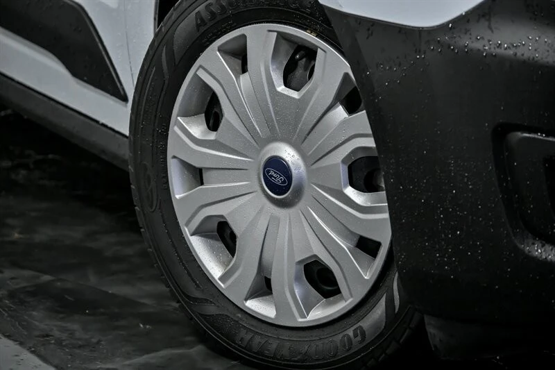2020 Ford Transit Connect - Image 3 of 21