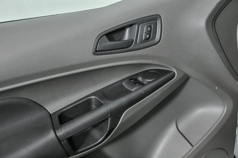 2020 Ford Transit Connect - Image 14 of 21