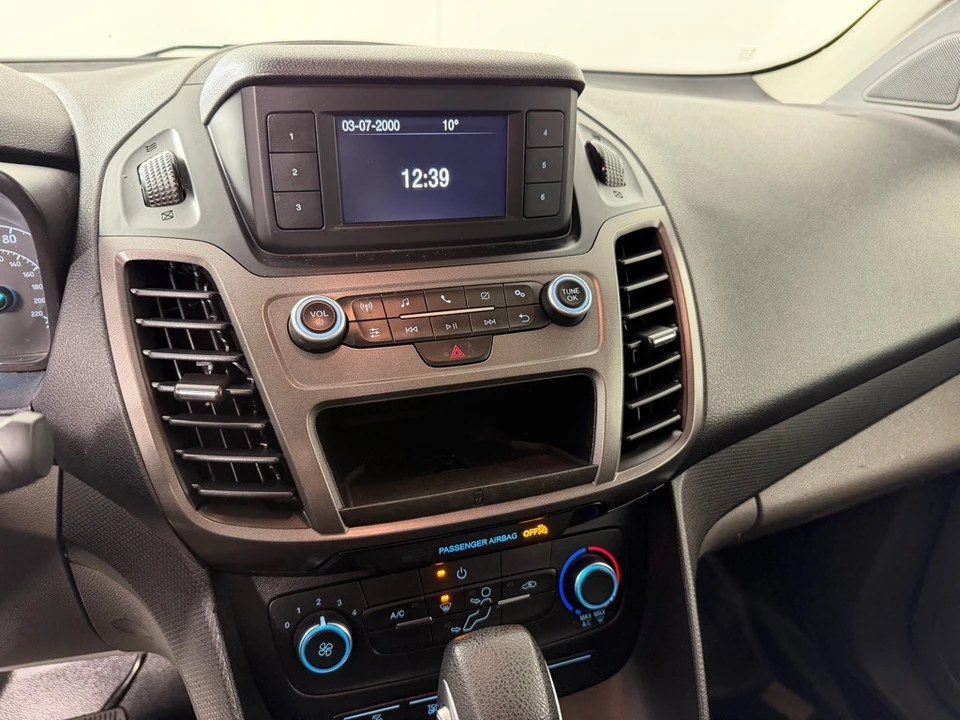 2020 Ford Transit Connect - Image 17 of 21