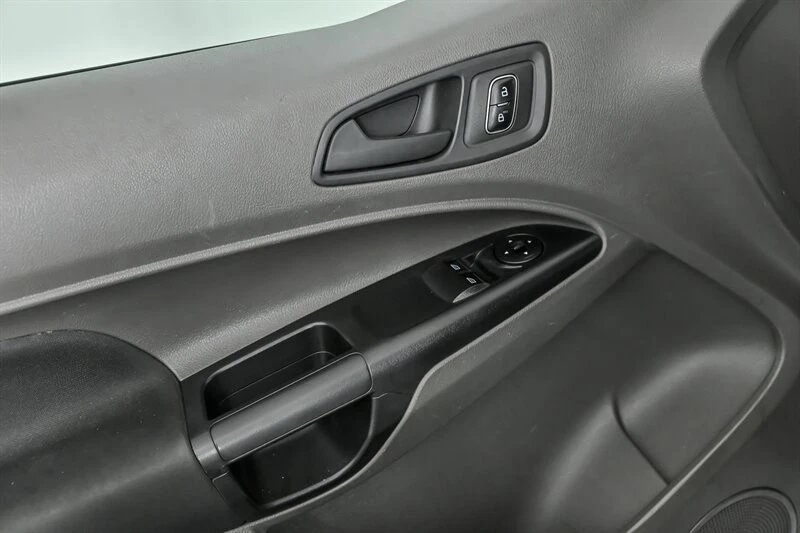 2020 Ford Transit Connect - Image 13 of 21