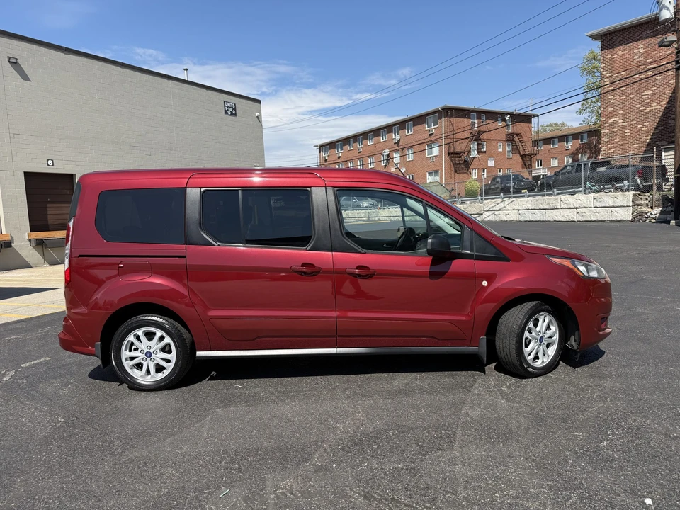 2020 Ford Transit Connect - Image 24 of 31