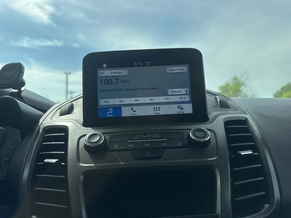 2020 Ford Transit Connect - Image 15 of 21