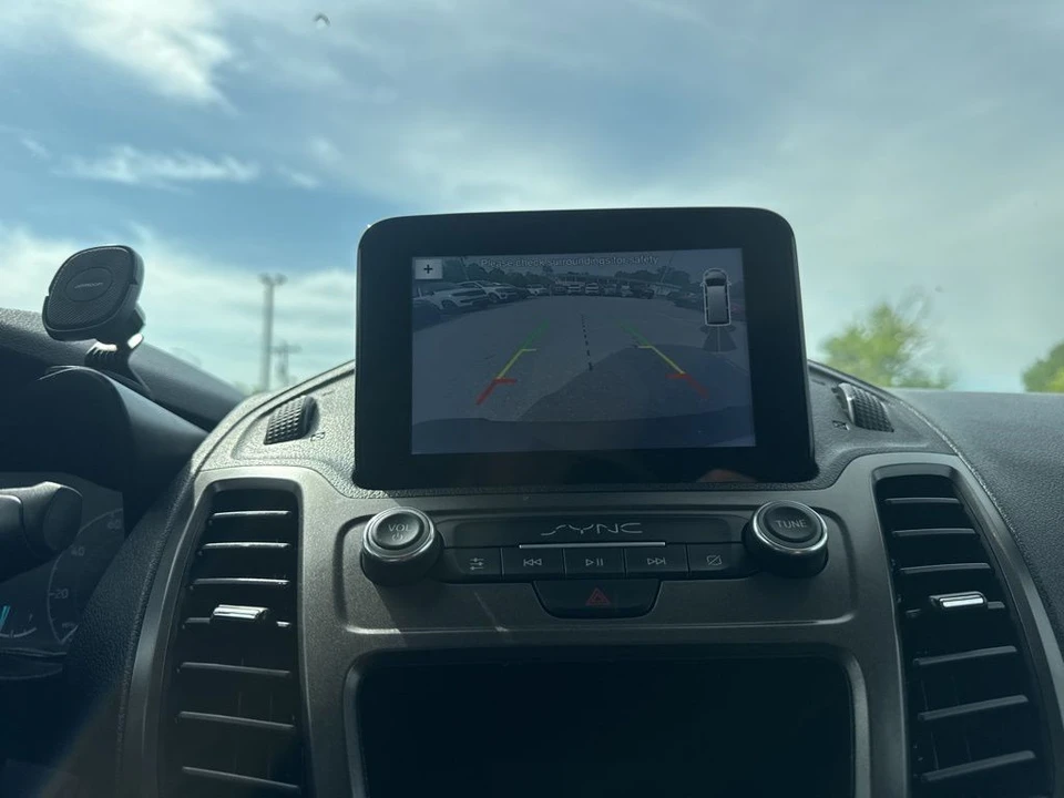 2020 Ford Transit Connect - Image 16 of 21