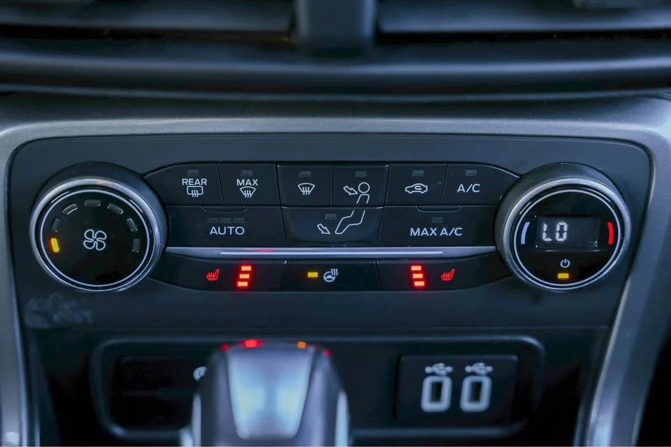2020 Ford EcoSport - Image 8 of 18