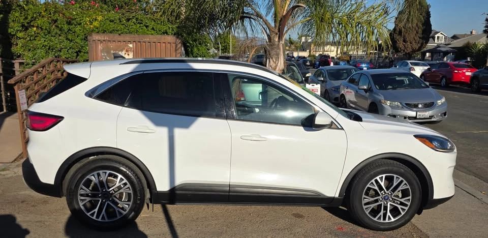 2020 Ford Escape - Image 8 of 14