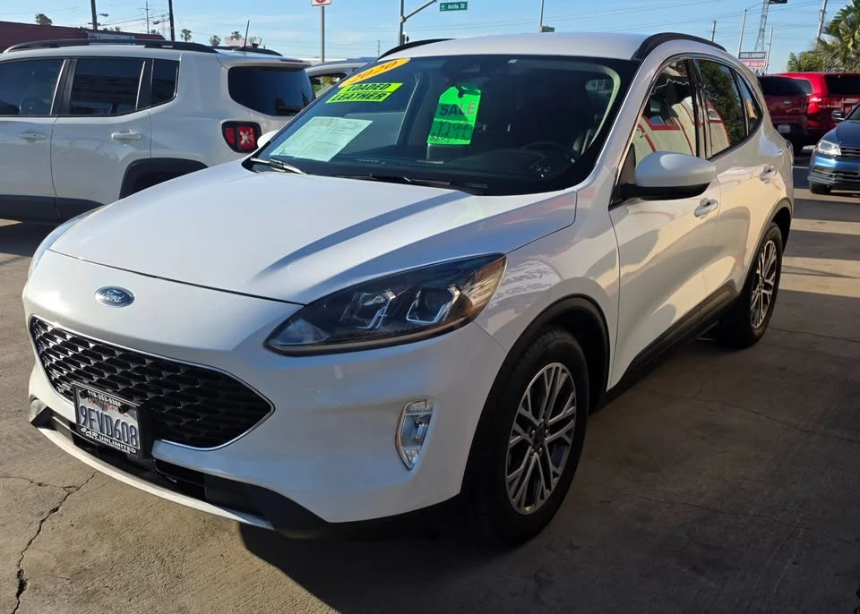2020 Ford Escape - Image 3 of 14