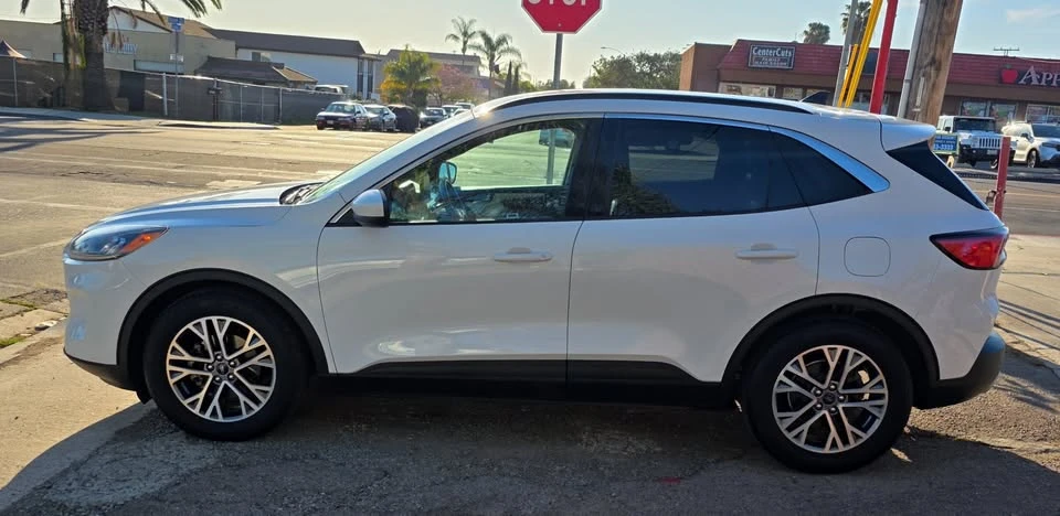 2020 Ford Escape - Image 4 of 14