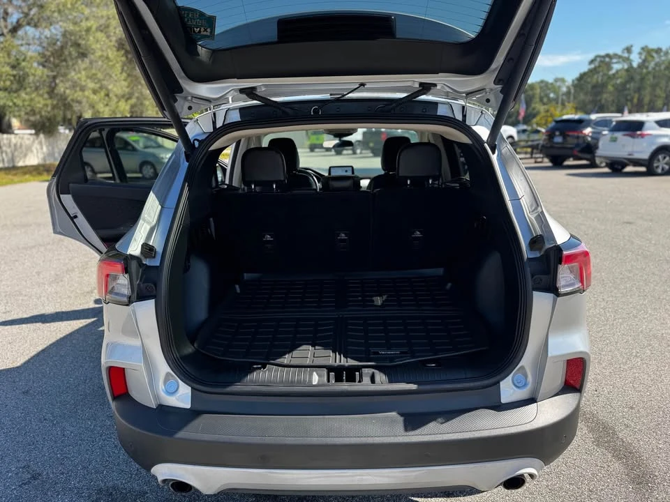 2020 Ford Escape - Image 16 of 18