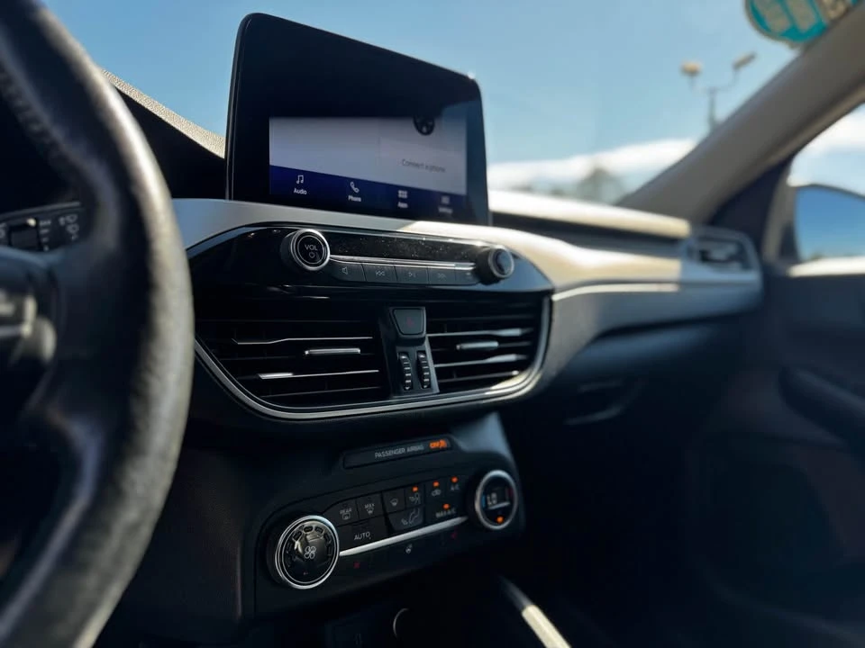2020 Ford Escape - Image 9 of 18