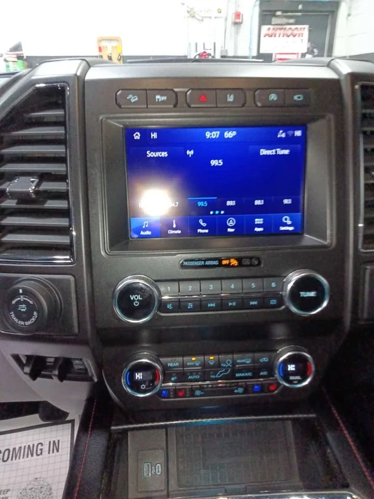 2020 Ford Expedition 4th Gen - Image 8 of 17