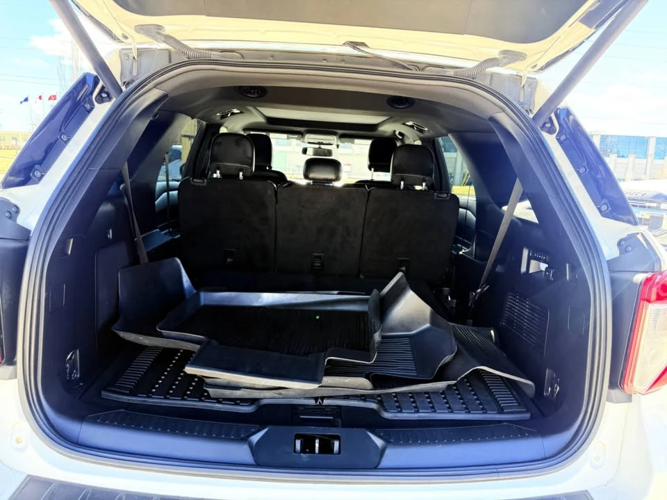 2020 Ford Explorer 6th Gen - Image 8 of 17