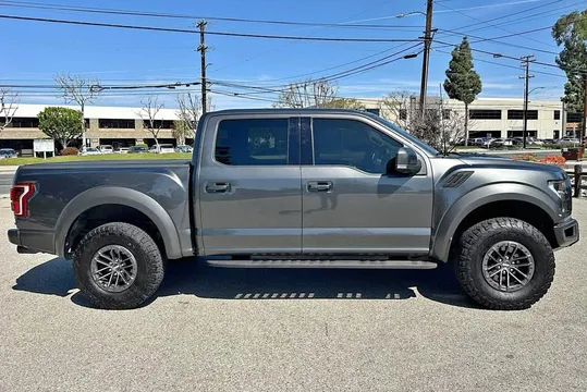 2020 Ford F-150 Raptor