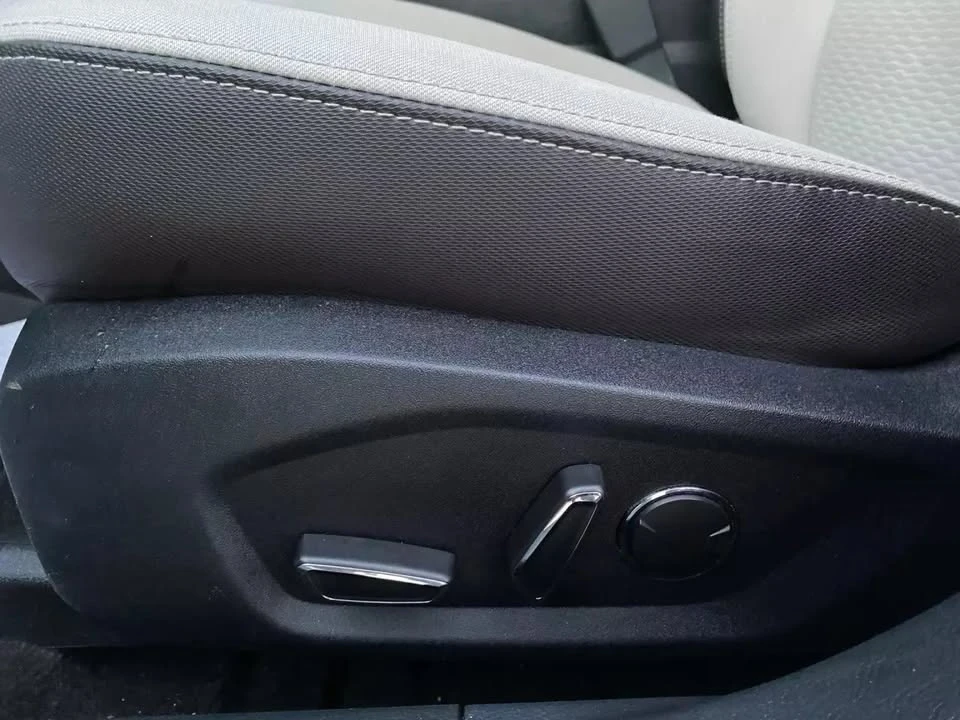 2020 Ford Fusion 2nd Gen - Image 12 of 17
