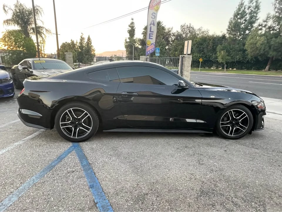 2020 Ford GT 2nd Gen - Image 2 of 8
