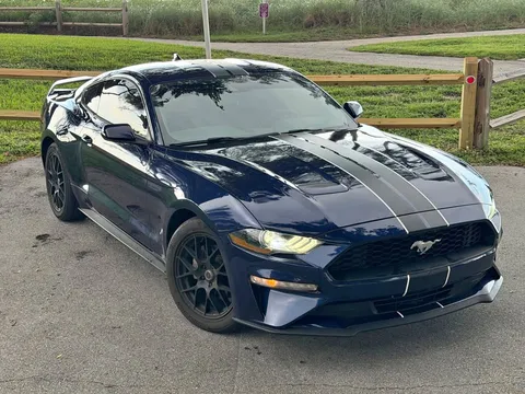 2020 Ford Mustang EcoBoost