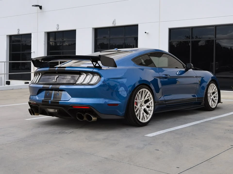 2020 Ford Shelby Mustang - Image 10 of 17