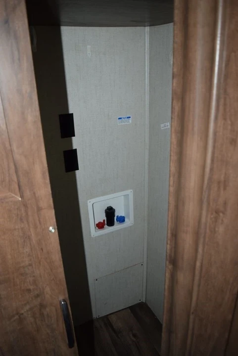2020 Forest River - Image 7 of 12