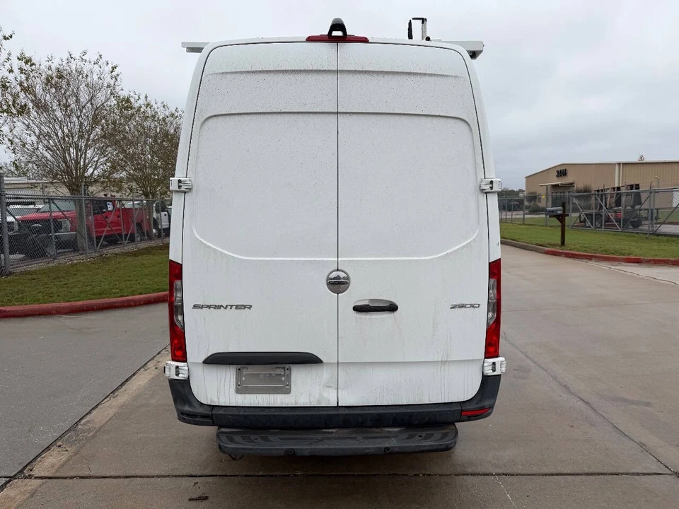2020 Freightliner - Image 7 of 12