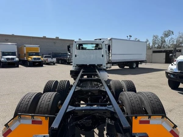 2020 Freightliner - Image 24 of 27